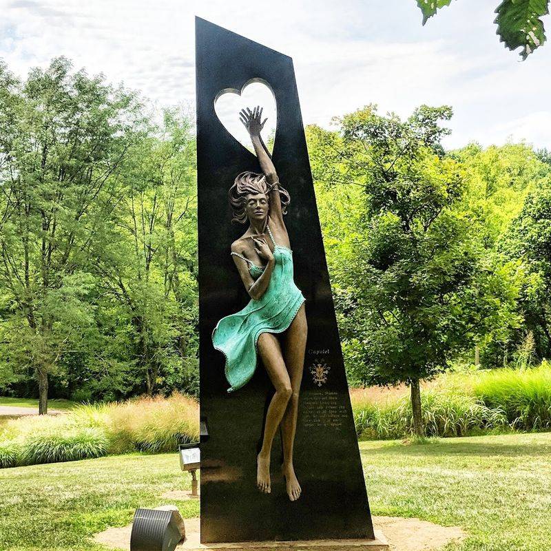 Pyramid Hill Sculpture Park (Hamilton)