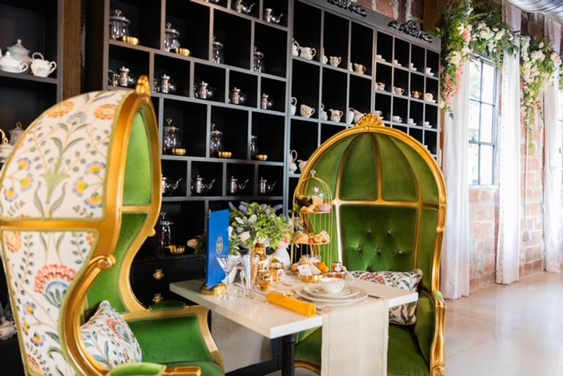 Queen Bee's Tea Room (Houston)