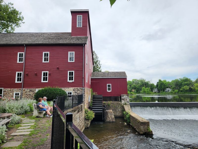 Red Mill Museum Village, Clinton