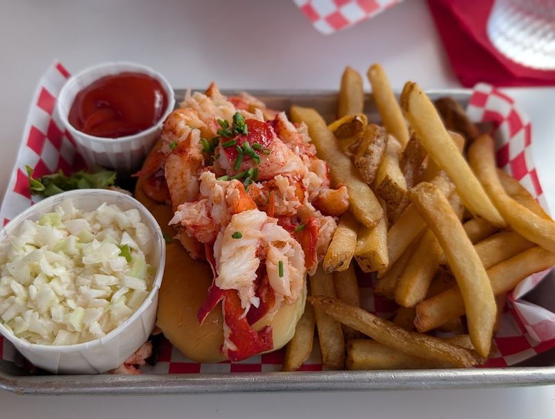 Red’s Lobster Pot — Point Pleasant Beach