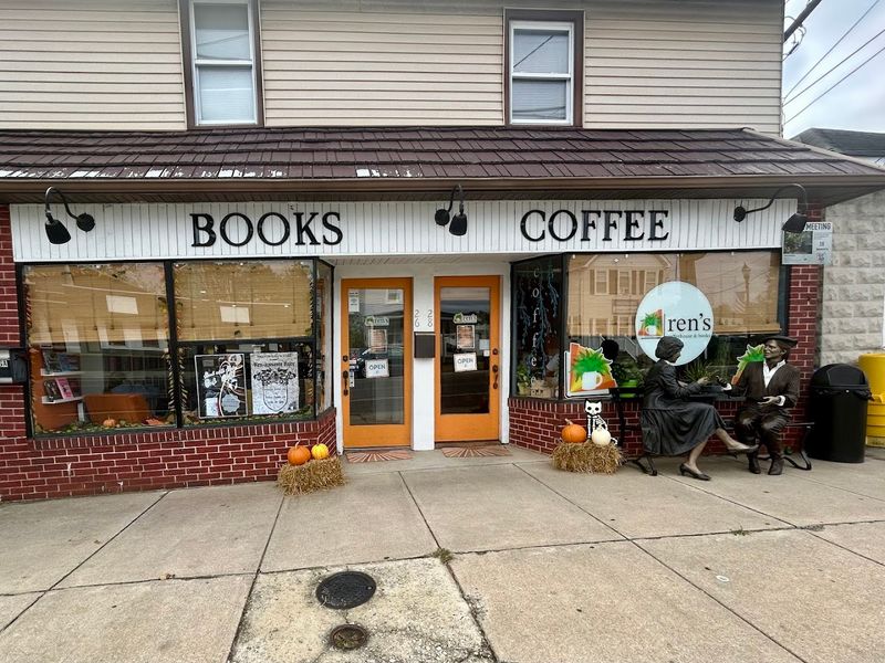 Ren’s Coffeehouse & Books — Blackwood