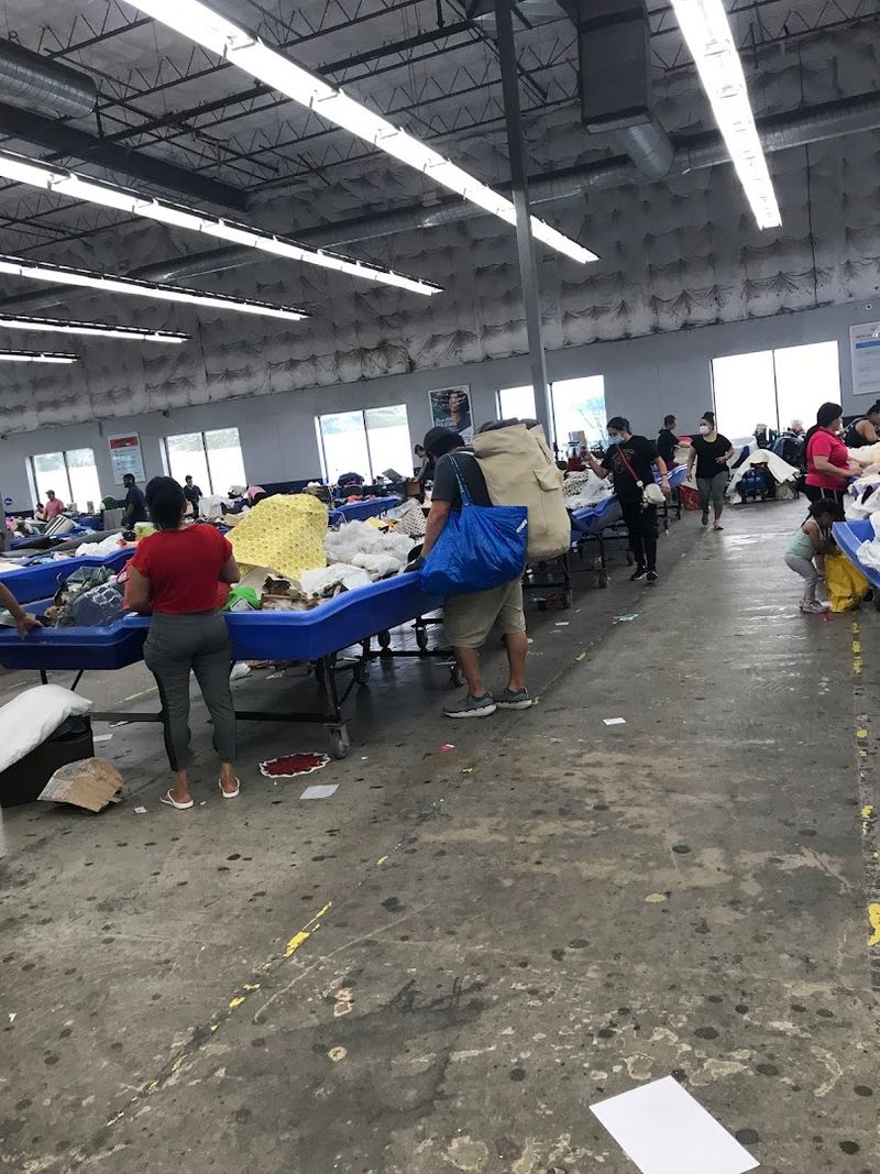 Resellers Dominate and Change the Shopping Dynamic