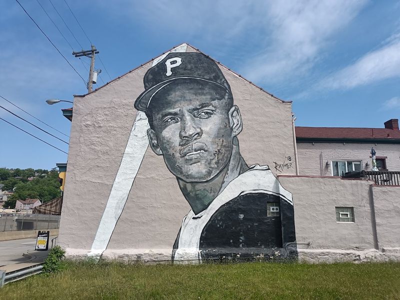 Roberto Clemente Mural – Pittsburgh