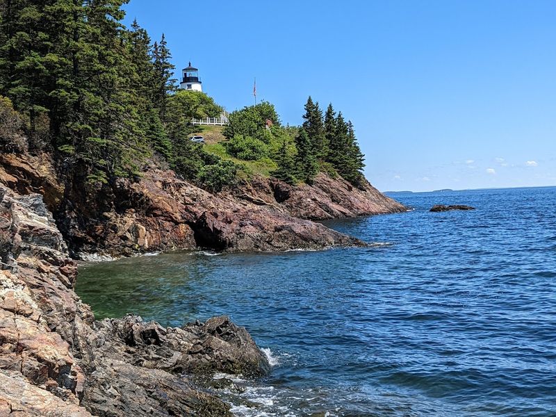 Rocky Shoreline, Picnic Spots, and Quiet Corners