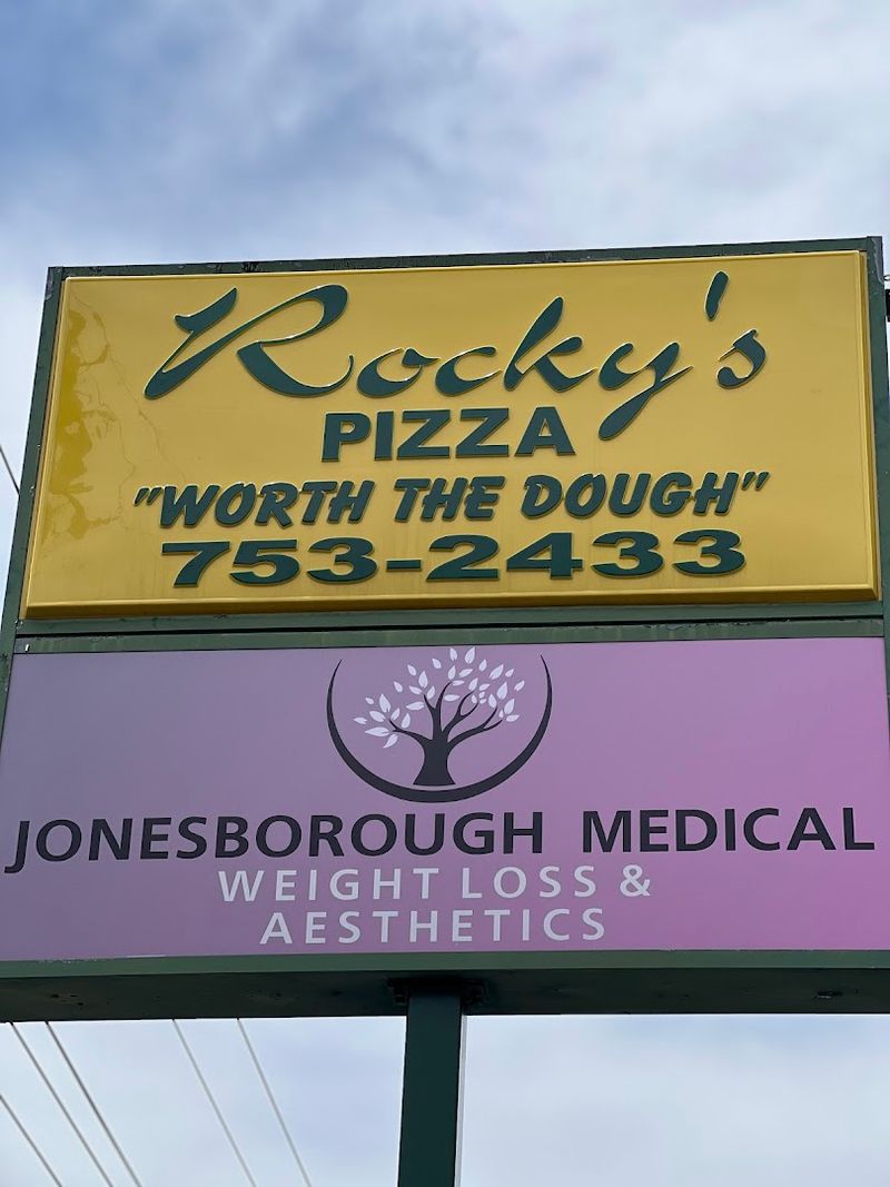 Rocky's Pizza — Jonesborough