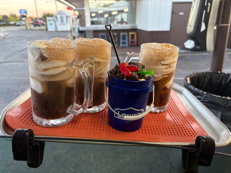 Root beer, floats, and frosty throwback vibes Root beer, floats, and frosty throwback vibes