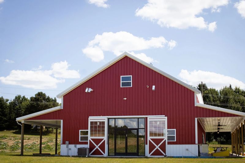 Ruggles Farm Market, White Lake