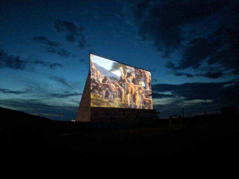 Sandell Drive-In (Clarendon)