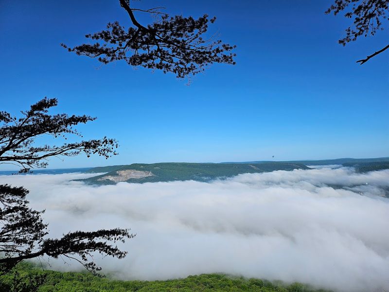 Save This Lookout Mountain Trail For A Spring Evening Adventure