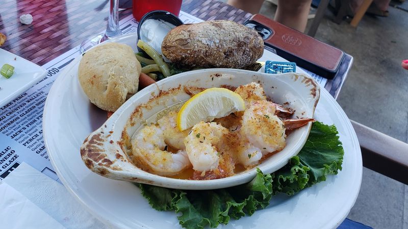 Seafood is a major draw here