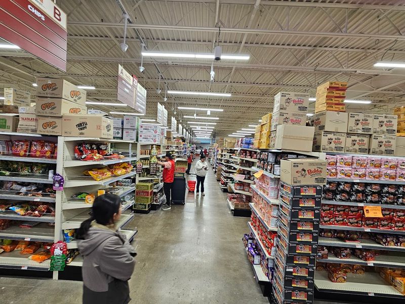 Shop More Than 10,000 Asian And International Products Under One Roof