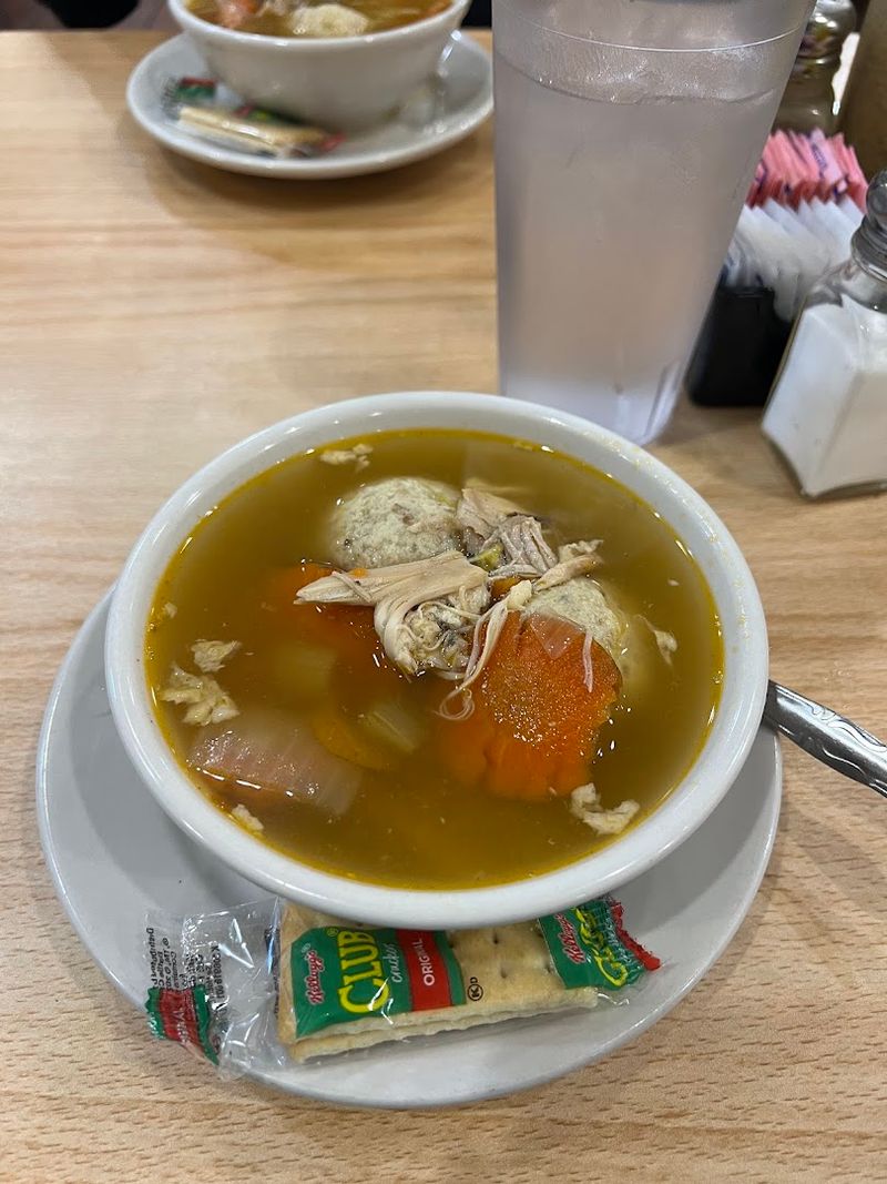 Sides, soups, and comfort-food extras matter here