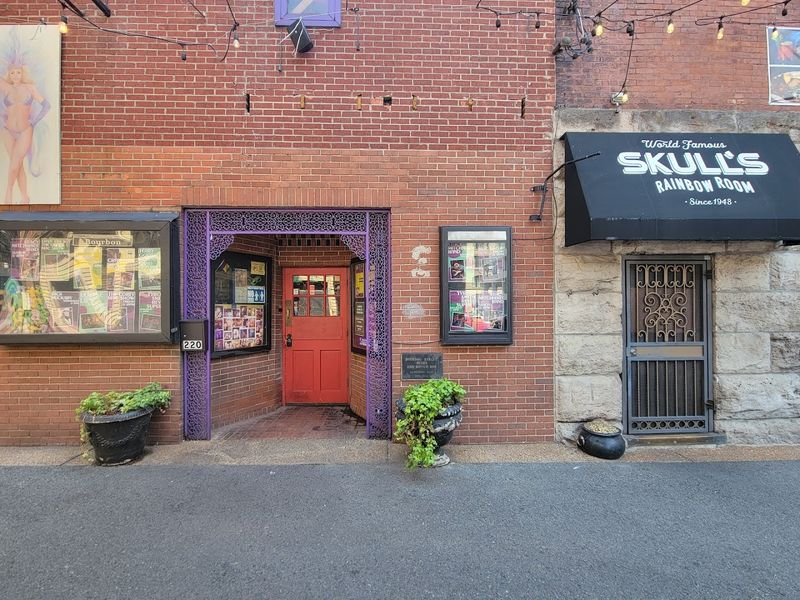 Skull's Rainbow Room — Nashville