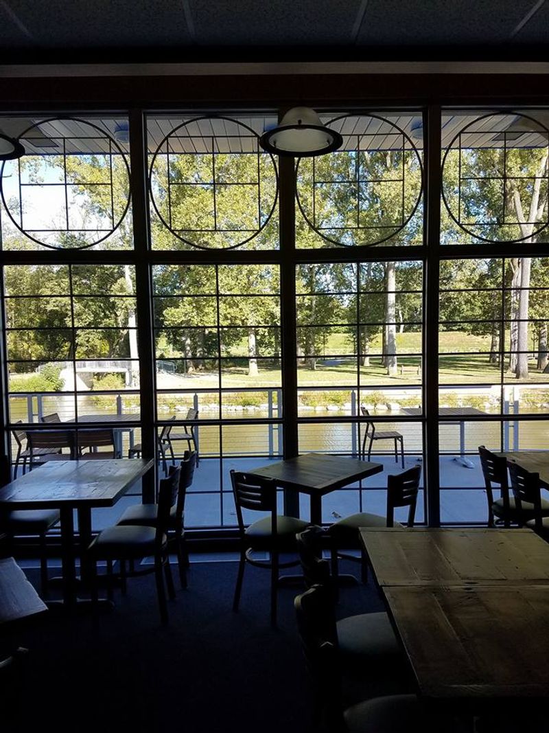 Smiths’ Boathouse Restaurant, Troy