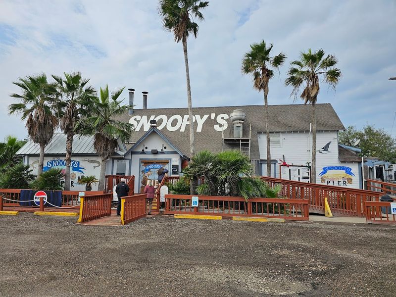 Snoopy's Pier (Corpus Christi)