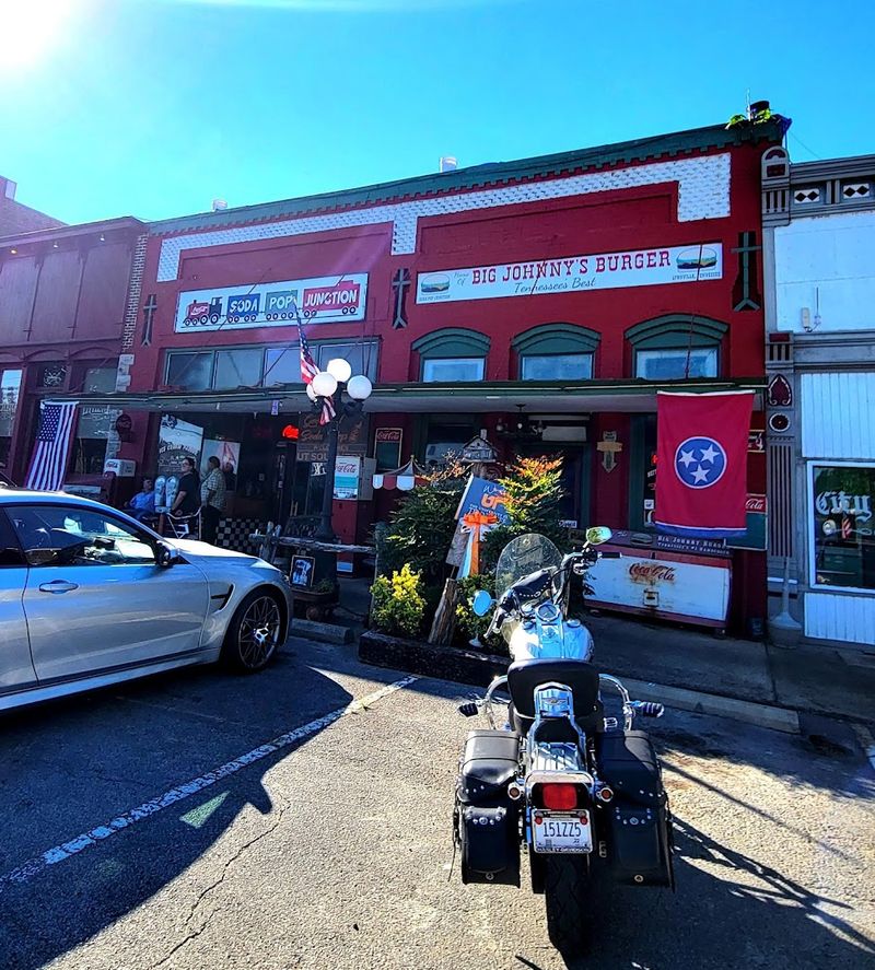 Soda Pop Junction — Lynnville
