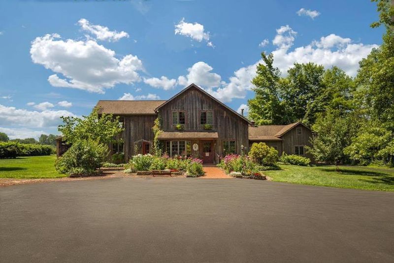 Solebury Orchards