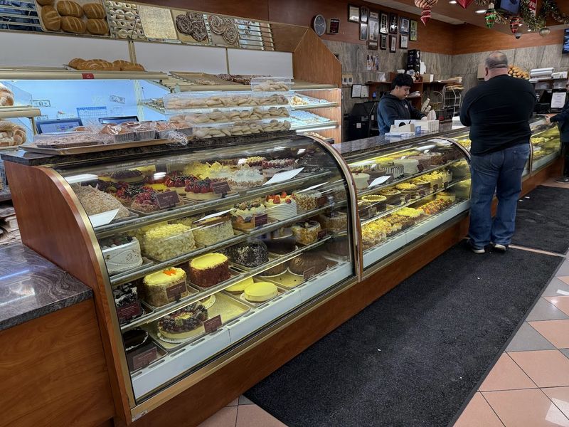 Sorrento Bakery