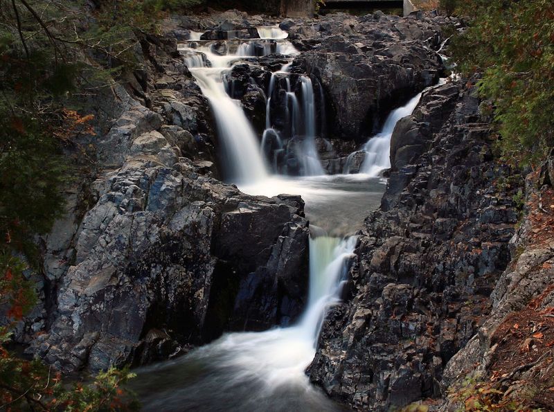 Split Rock Falls