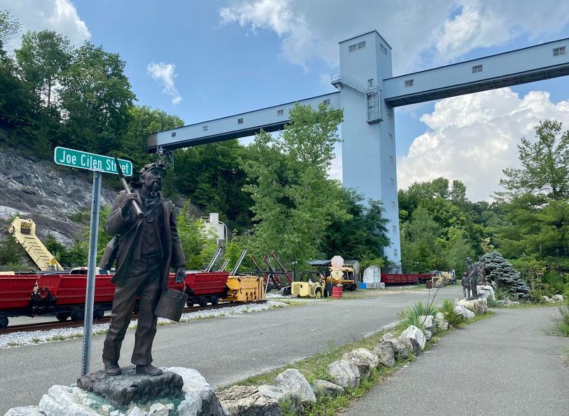 Sterling Hill Mining Museum