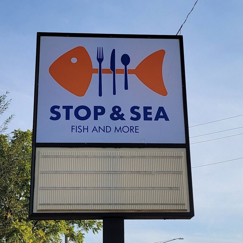 Stop And Sea (Bellefontaine) Stop And Sea (Bellefontaine)