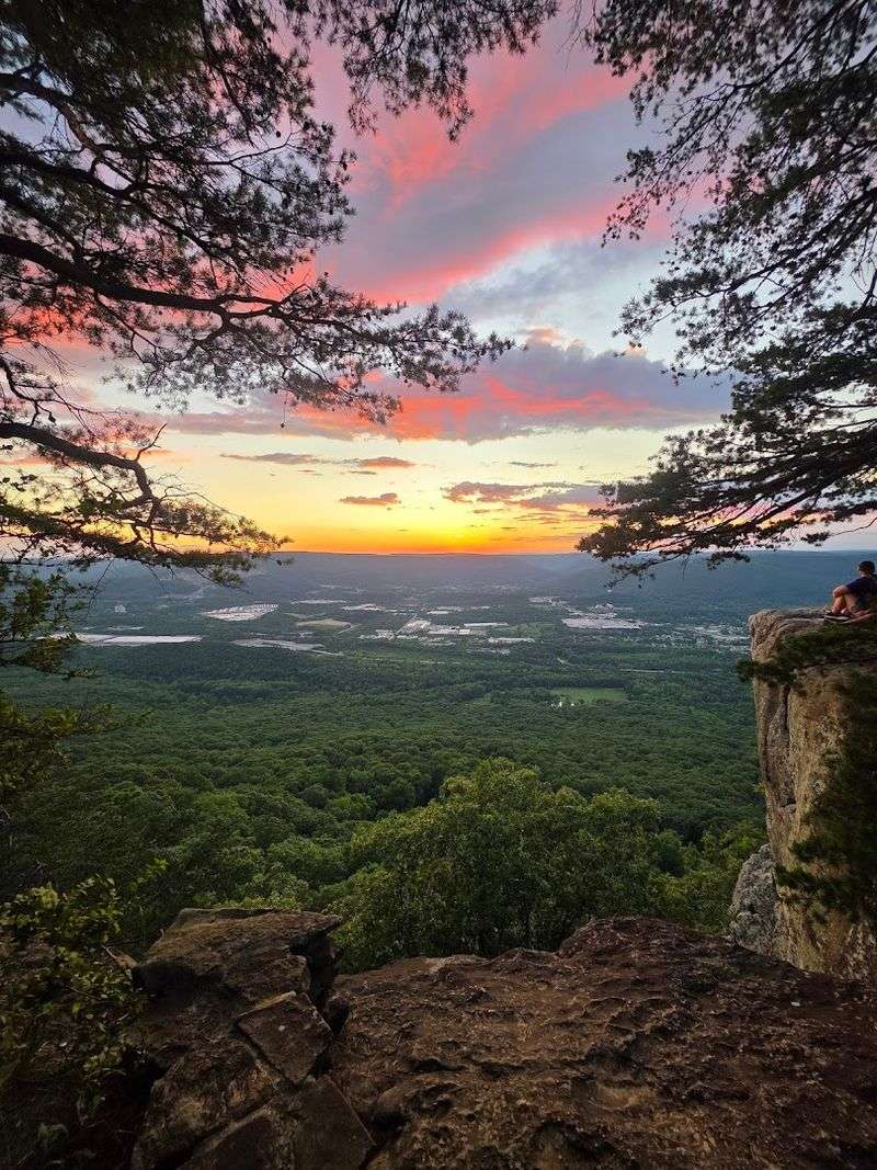 Sunset Rock Is The Lookout Mountain Overlook That Lives Up To Its Name