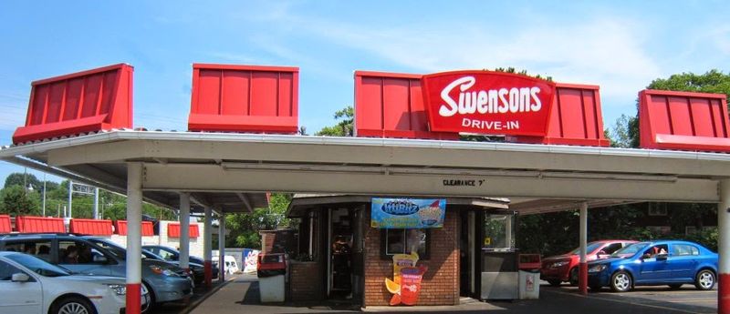 Swensons Drive-In, Akron Swensons Drive-In, Akron