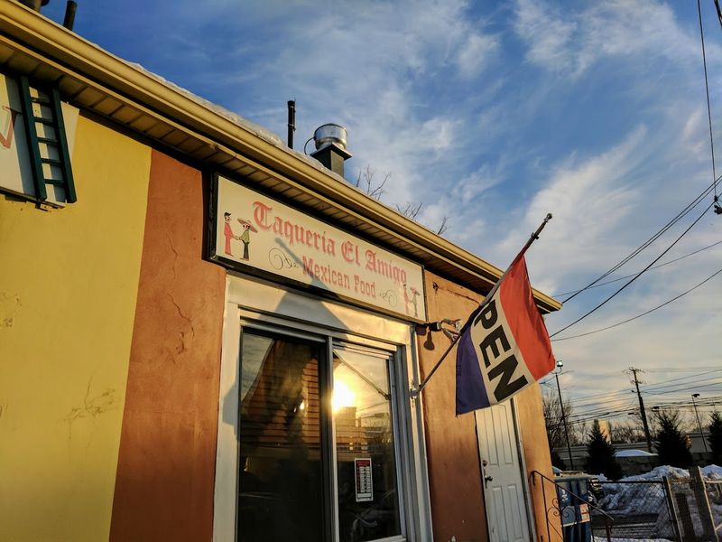 Tacos El Amigo