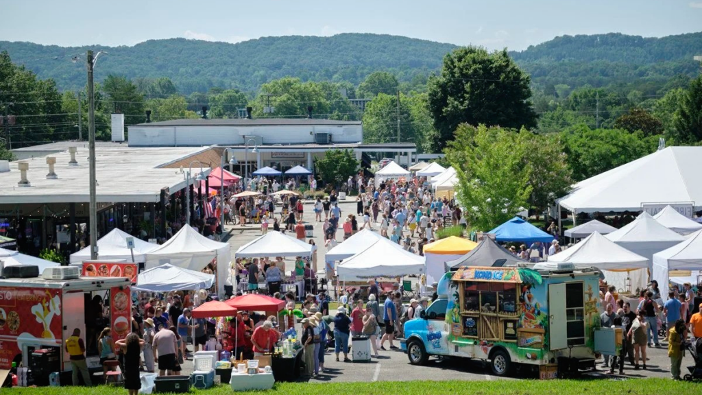 Tennessee's Only Lavender Festival Turns a Historic Square Into a Fragrant Escape