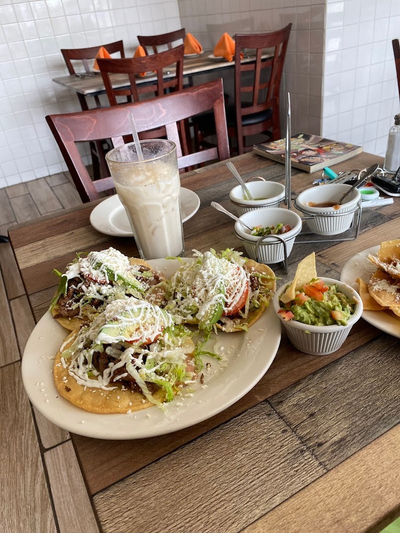 The BYOB Detail That Makes the Meal Even Better The BYOB Detail That Makes the Meal Even Better
