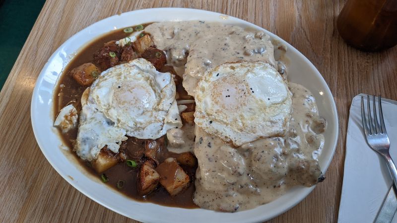The Biscuits and Gravy That Regulars Swear By The Biscuits and Gravy That Regulars Swear By