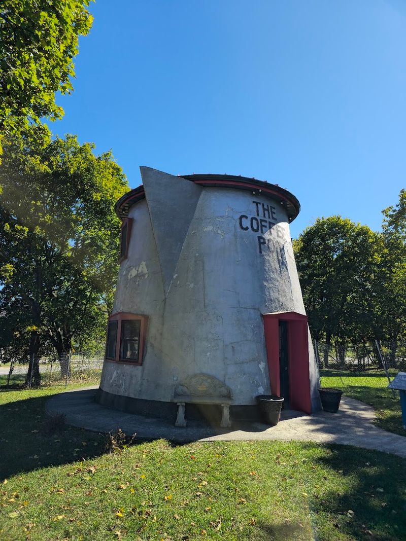 The Coffee Pot (Bedford)