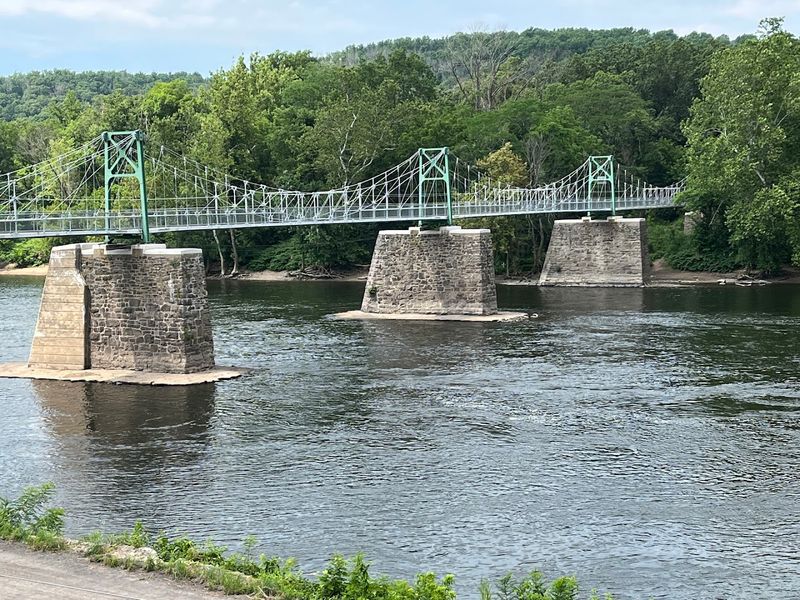 The Delaware River setting that makes the town hard to leave