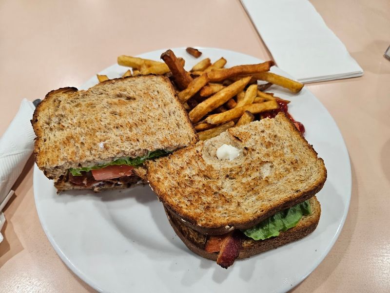 The Dutch Mill Diner