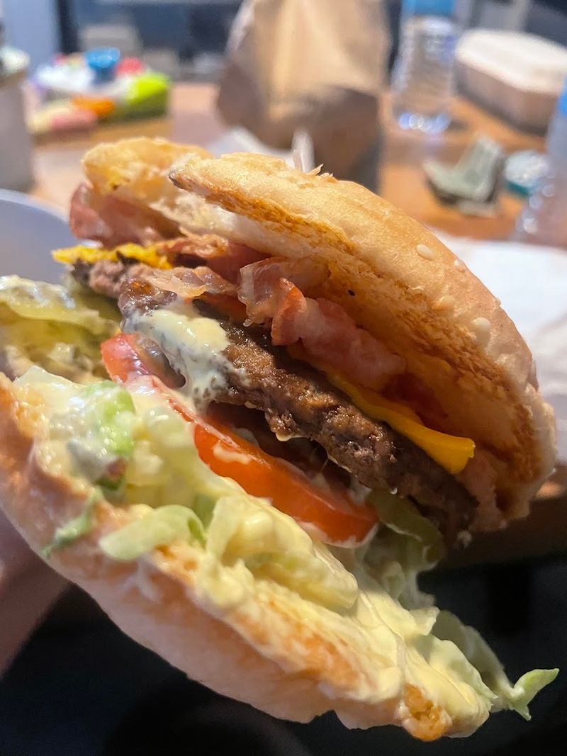 The Giant Cheeseburger That Steals the Show The Giant Cheeseburger That Steals the Show