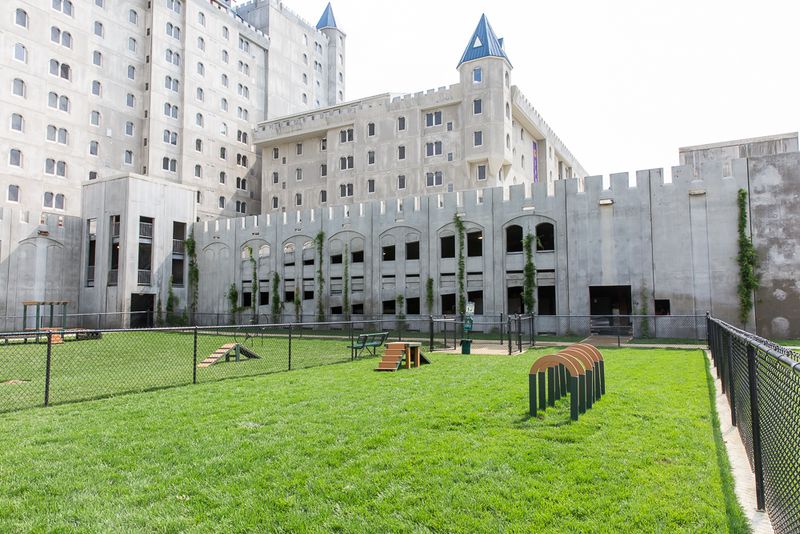 The Grand Castle Apartment Homes (Grandville)