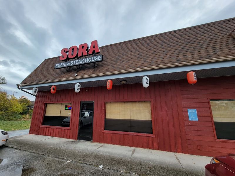 The Hidden Tennessee Sushi Stop That's Worth Pulling Over For