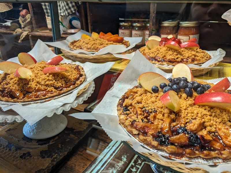 The Homemade Pies Locals Keep Coming Back For
