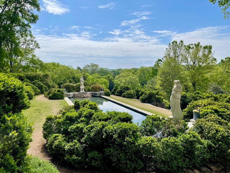 The Japanese Garden Adds a Peaceful Counterpoint The Japanese Garden Adds a Peaceful Counterpoint