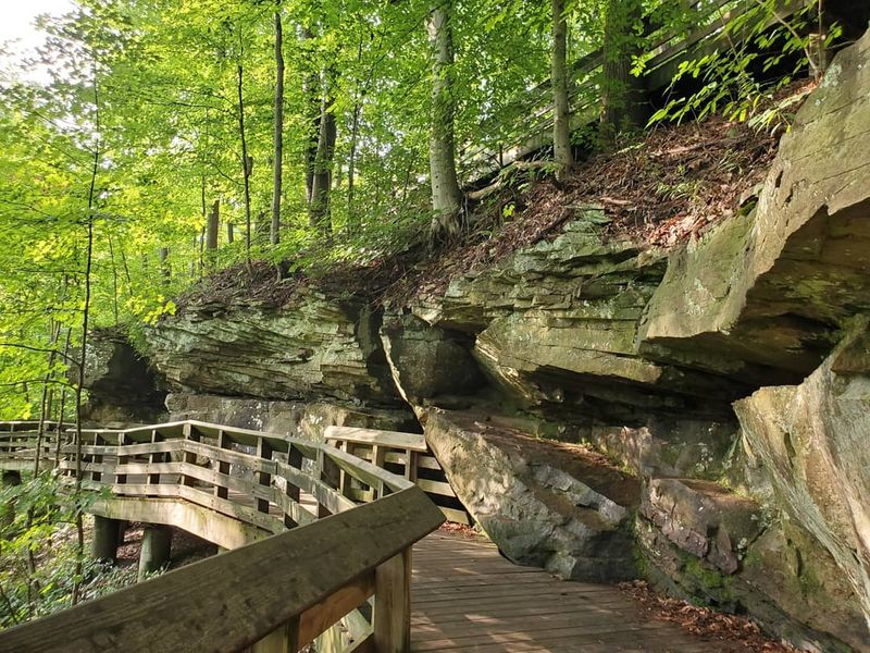 The Ledges Trail