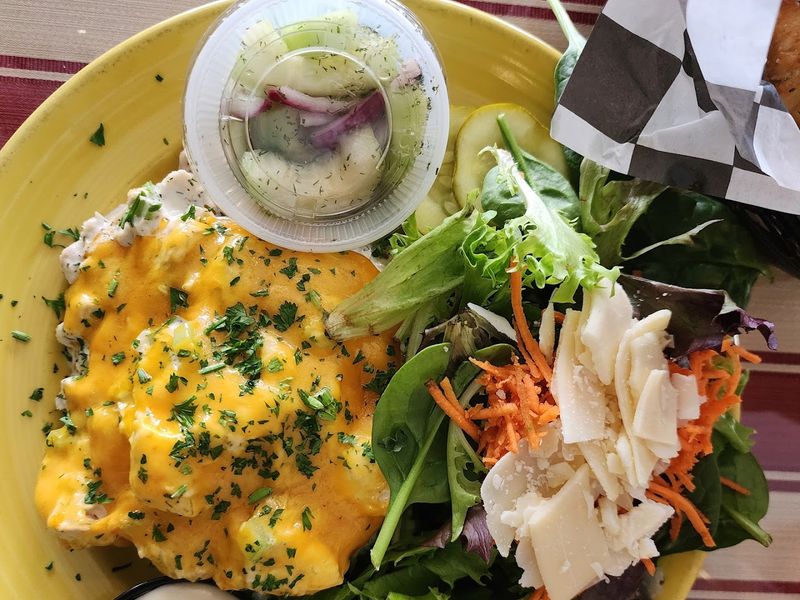 The Menu Favorites That Keep People Coming Back