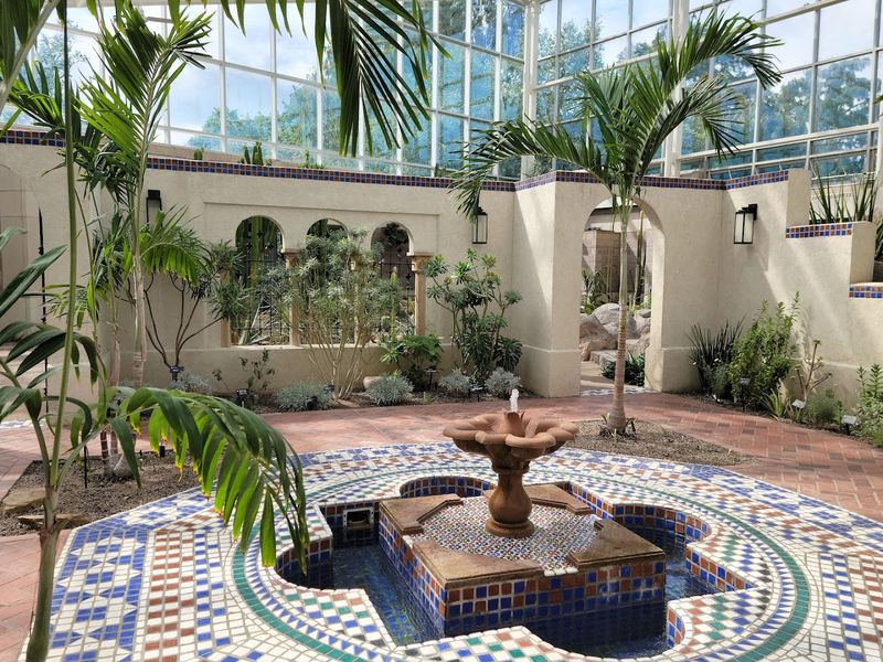 The Moorish Courtyard Atmosphere