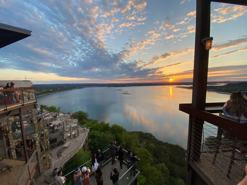 The Oasis on Lake Travis (Austin) The Oasis on Lake Travis (Austin)