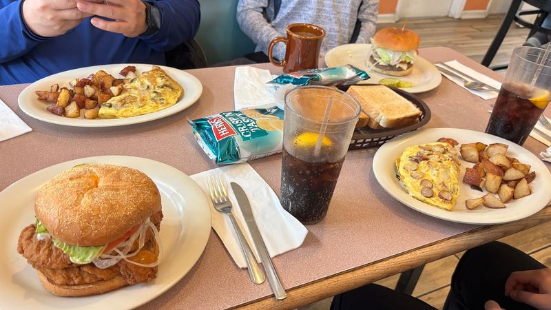 The Old-School Jersey Breakfast Spot Behind the Buzz