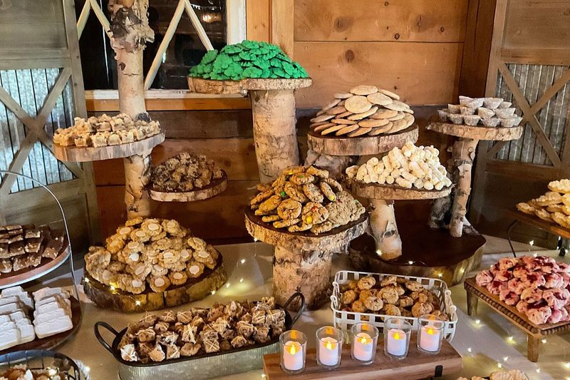 The Pittsburgh Wedding Cookie Table The Pittsburgh Wedding Cookie Table
