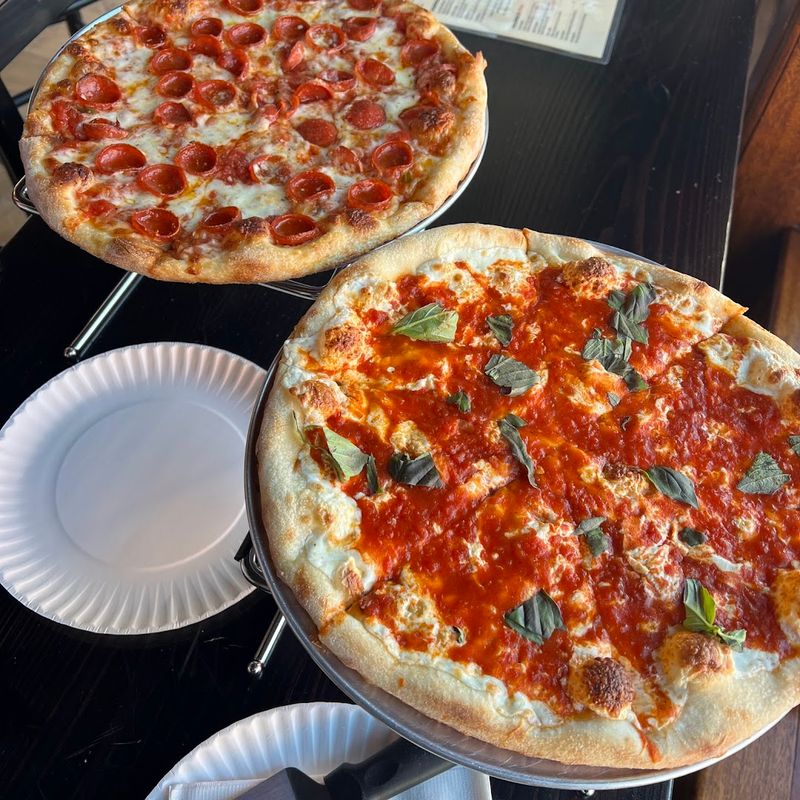 The Pizzeria On Pine - Jersey City