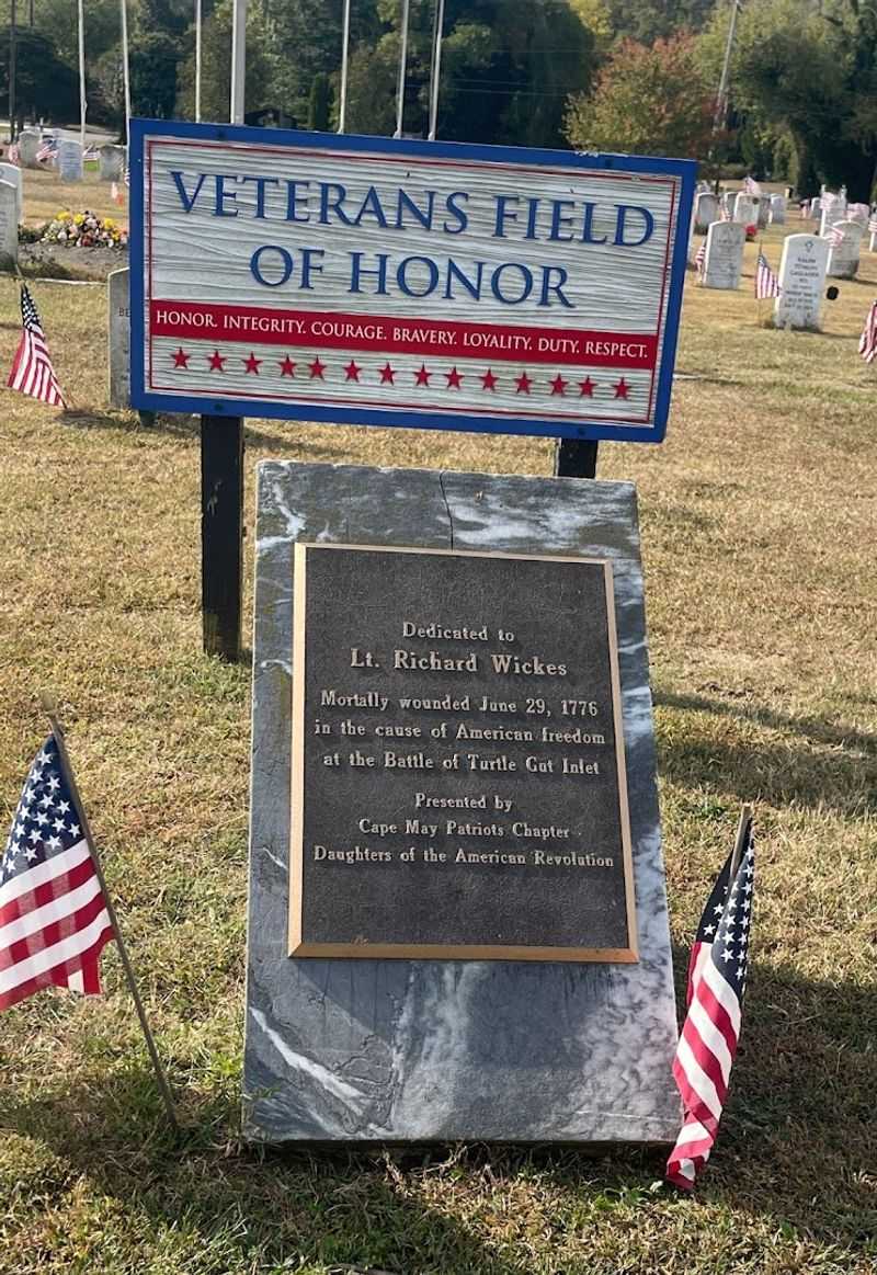 The Revolutionary War Hero Buried On The Grounds