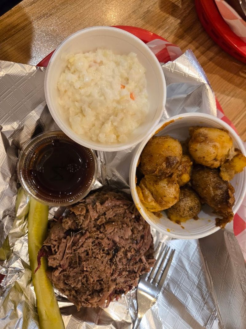 The Roasted Potatoes And Sides Deserve Their Own Hype The Roasted Potatoes And Sides Deserve Their Own Hype