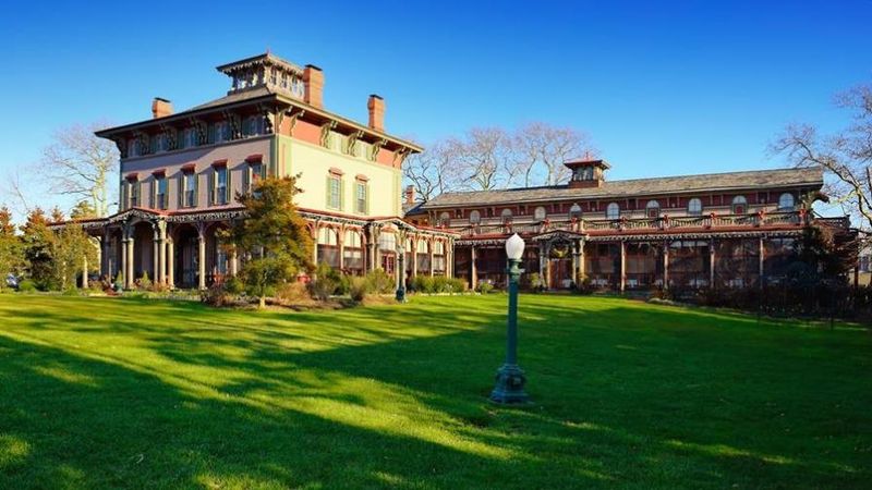 The Southern Mansion The Southern Mansion