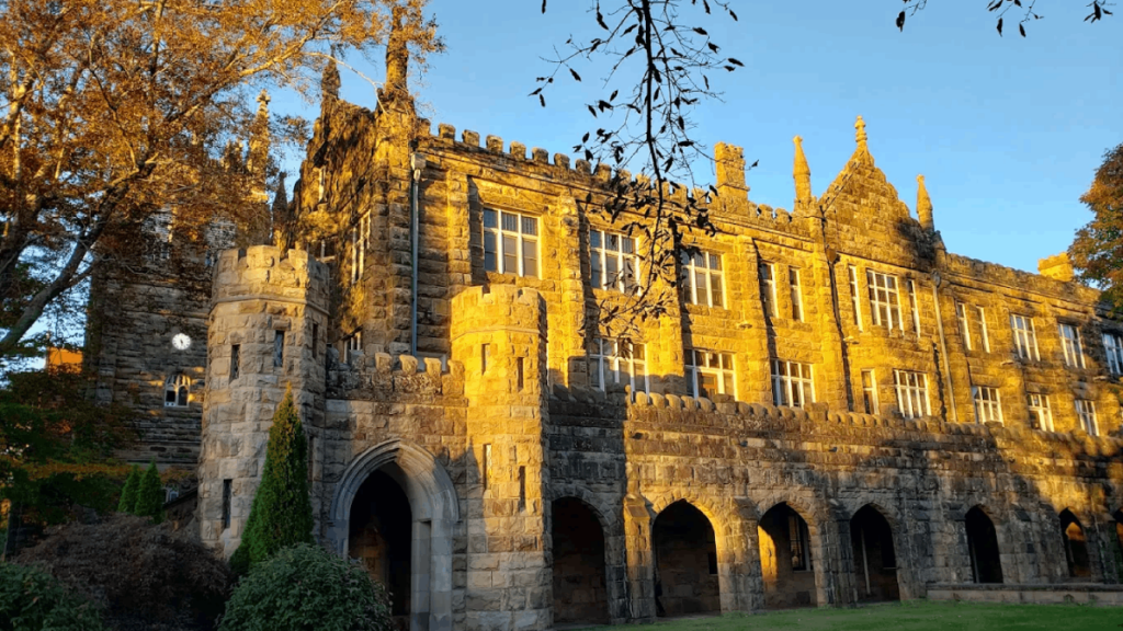 The Stunning Gothic Building In Tennessee That Feels Straight Out Of Hogwarts